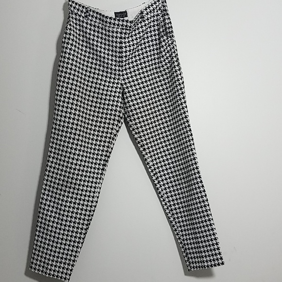 Topshop Pants - [Topshop] Houndstooth Cropped Pant